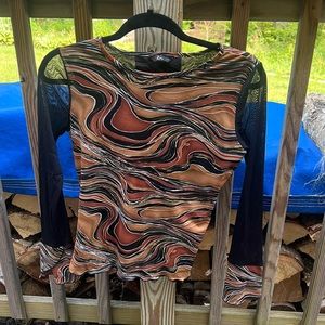 Gorgeous and fun shirt!